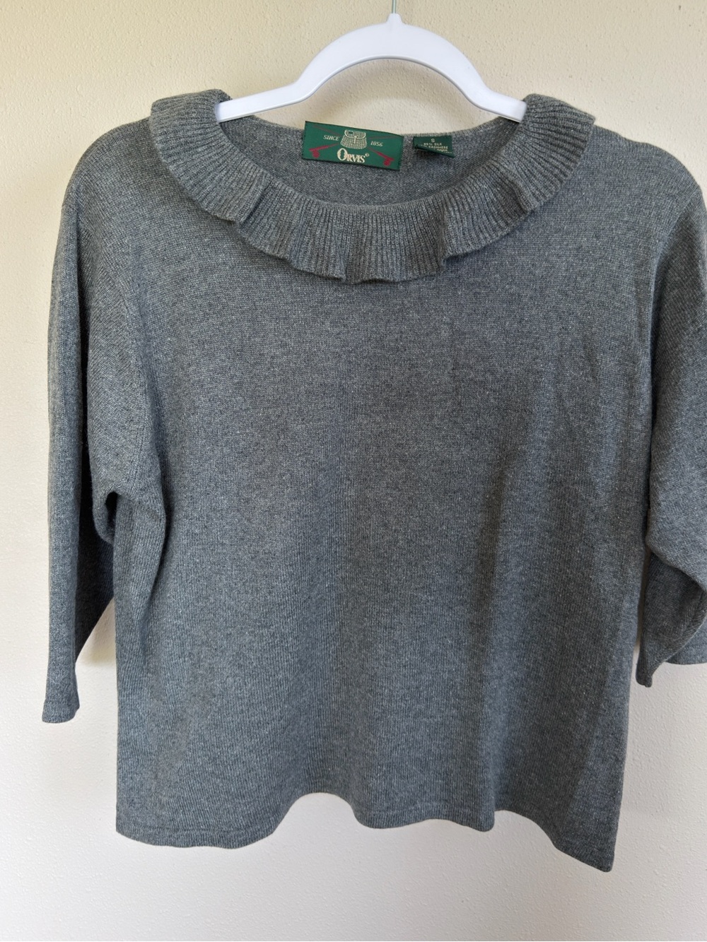 Orvis Vintage Women's S Gray Silk & Cashmere Blend Ruffle Trim Crewneck Sweater